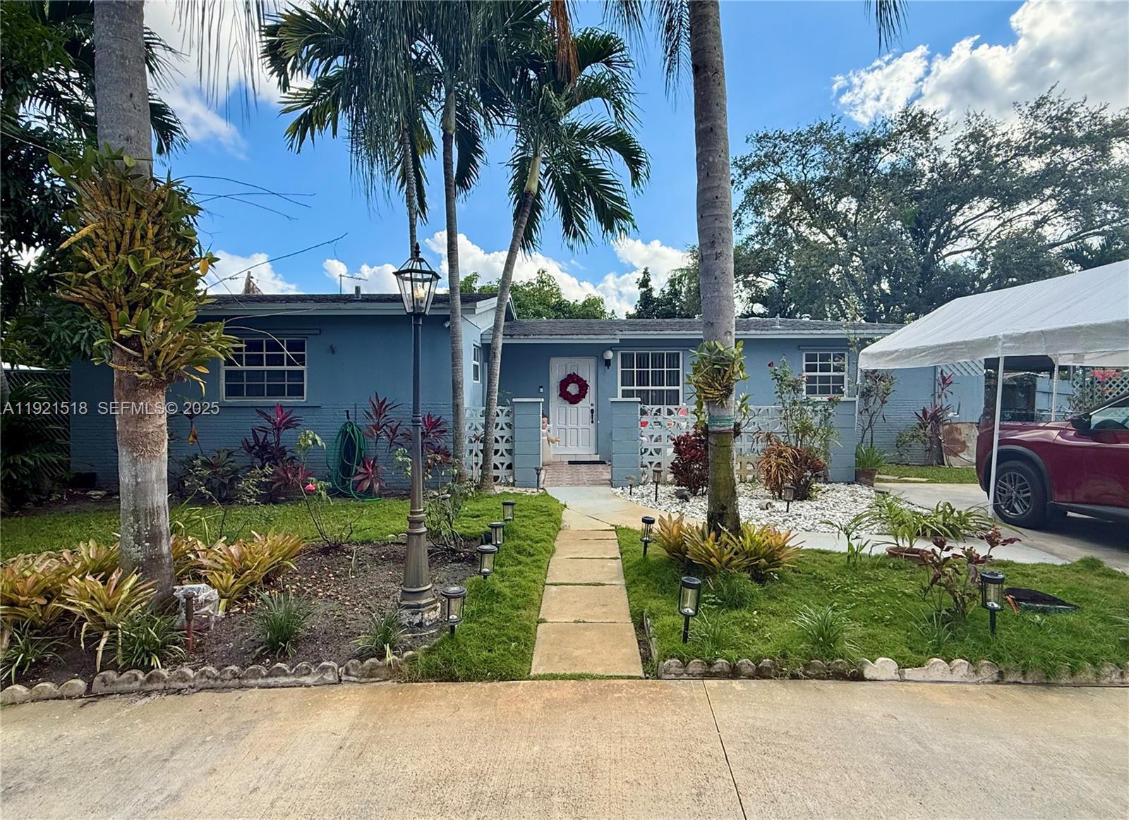 8070 NW 176th St, Hialeah FL 33015