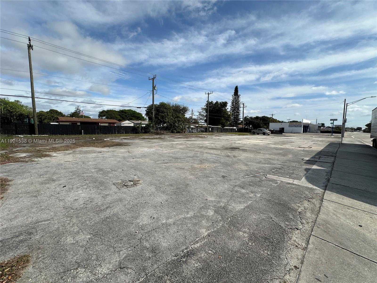 6501 Pembroke Rd, Hollywood FL 33023 photo 4