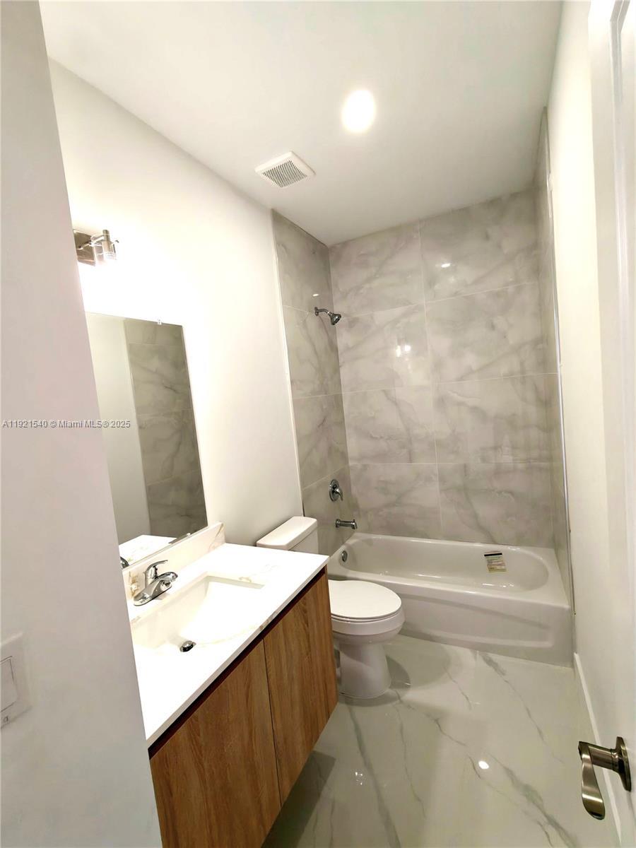 1985 NW 152nd St, Miami Gardens FL 33054 photo 5