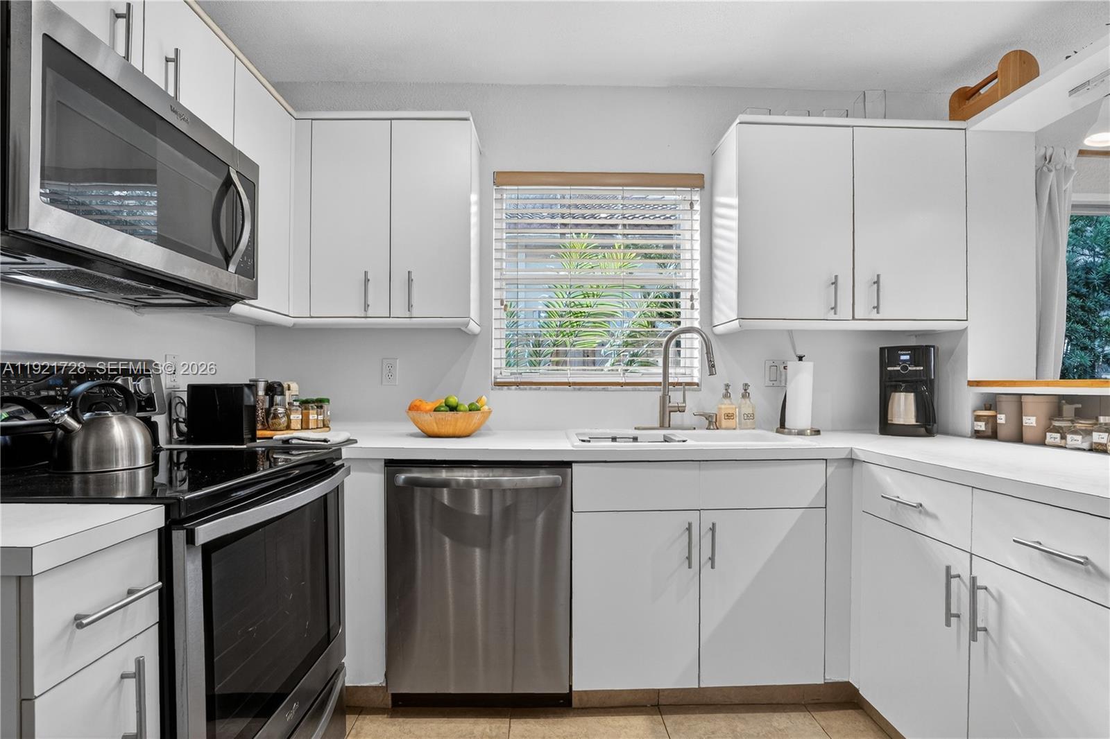 21320 SW 92nd Ave, Cutler Bay FL 33189 photo 5