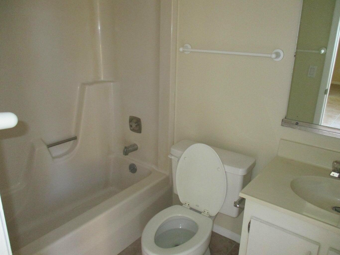 825 Center Street # 3c, Jupiter FL 33458 photo 5