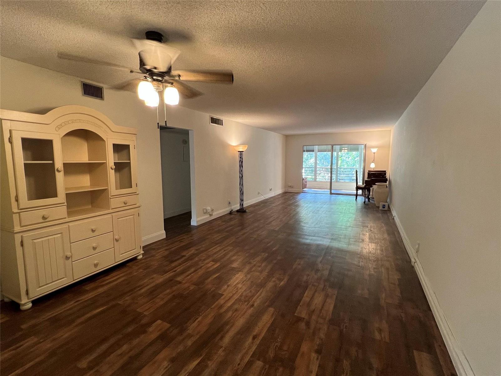 2103 Lucaya Bend # A2, Coconut Creek FL 33066 photo 2