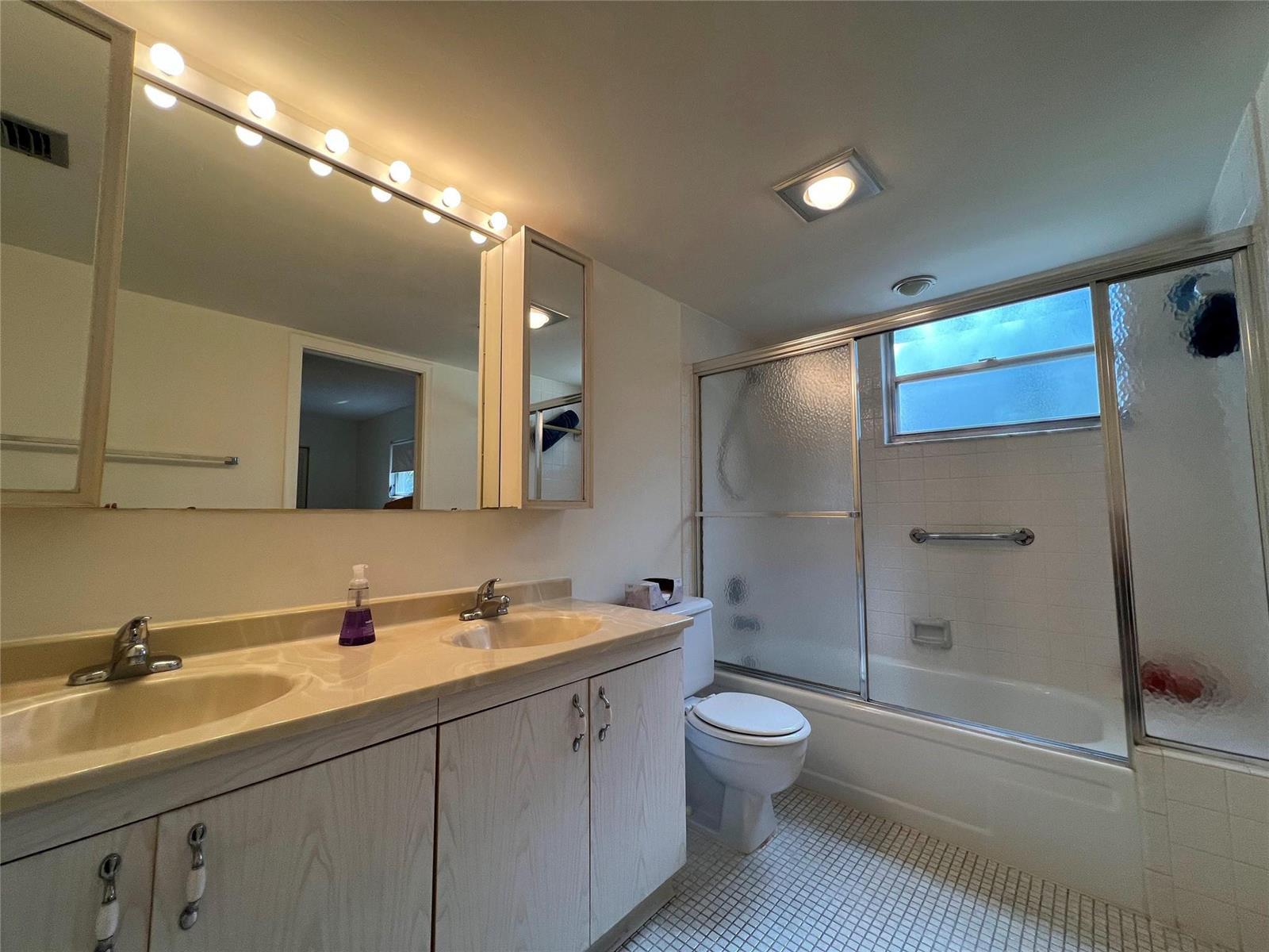 2103 Lucaya Bend # A2, Coconut Creek FL 33066 photo 5