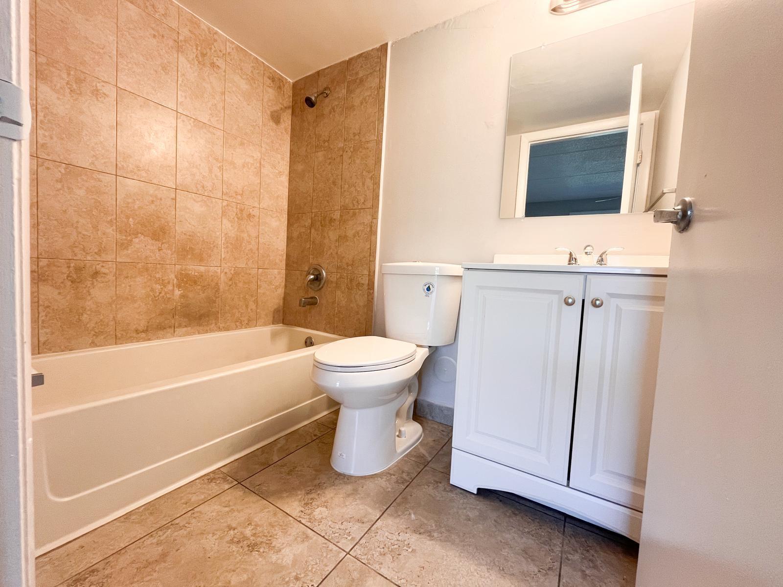 1106 Meadows Circle, Boynton Beach FL 33436 photo 2
