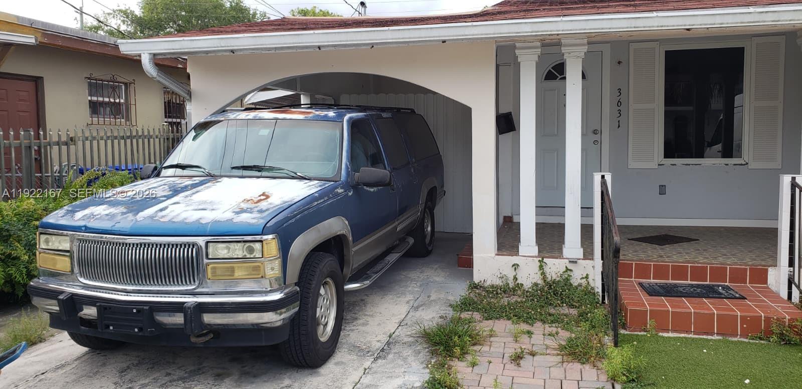 3631 SW 6th St, Miami FL 33135 photo 2