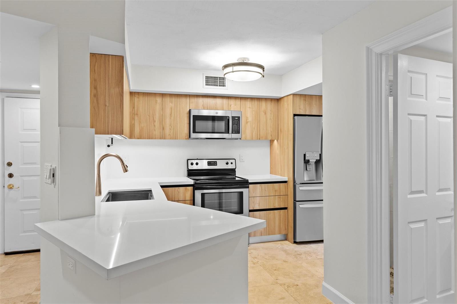 1280 S Alhambra Circle # 2112, Coral Gables FL 33146 photo 2