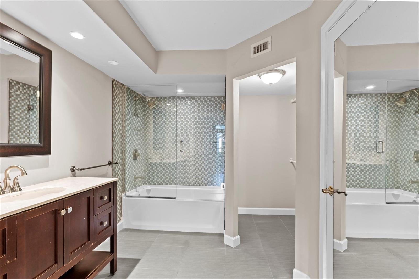 1280 S Alhambra Circle # 2112, Coral Gables FL 33146 photo 4