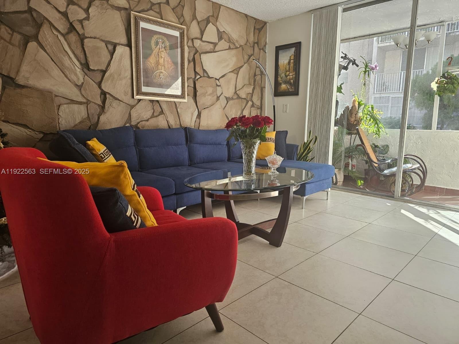 8411 NW 8th St # 111, Miami FL 33126 photo 5