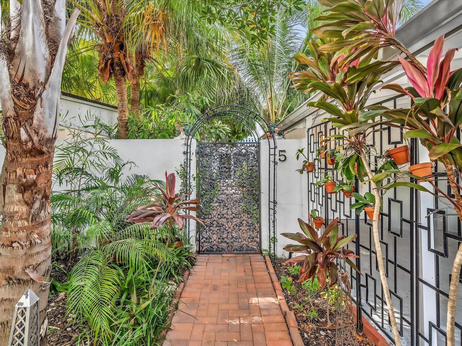 5 Middlesex Drive # 5, Wilton Manors FL 33305 photo 4