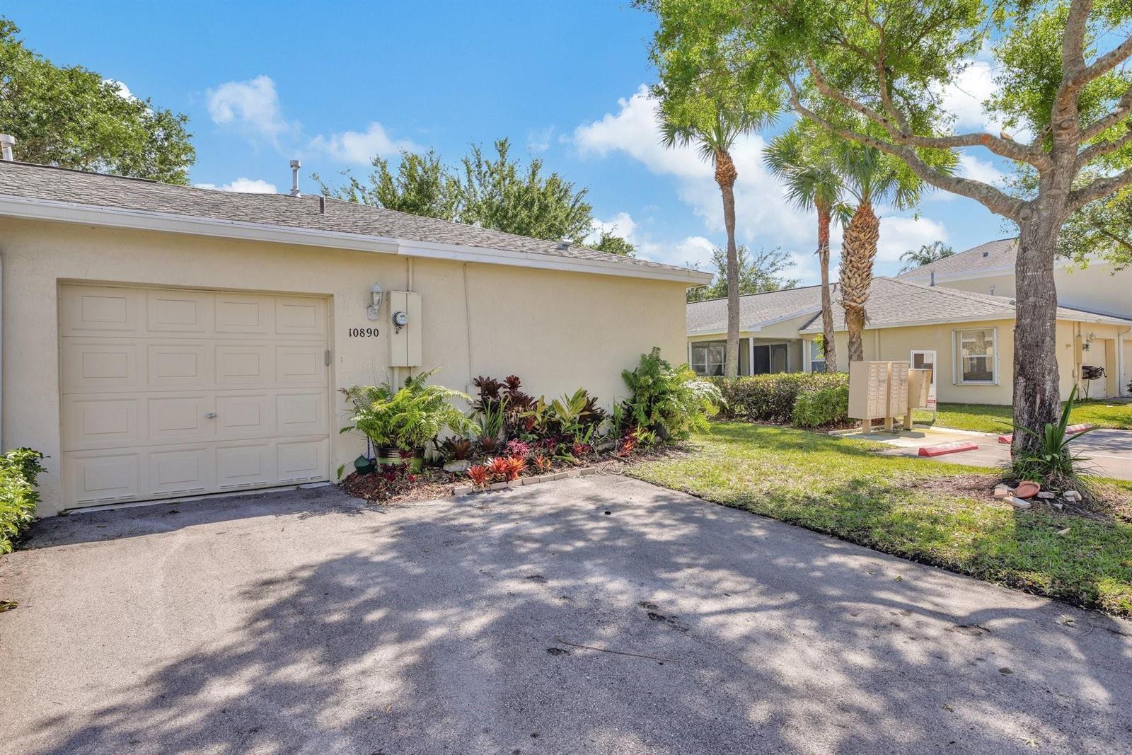 10890 Sea Hibiscus Lane # 10890, Tamarac FL 33321 photo 2