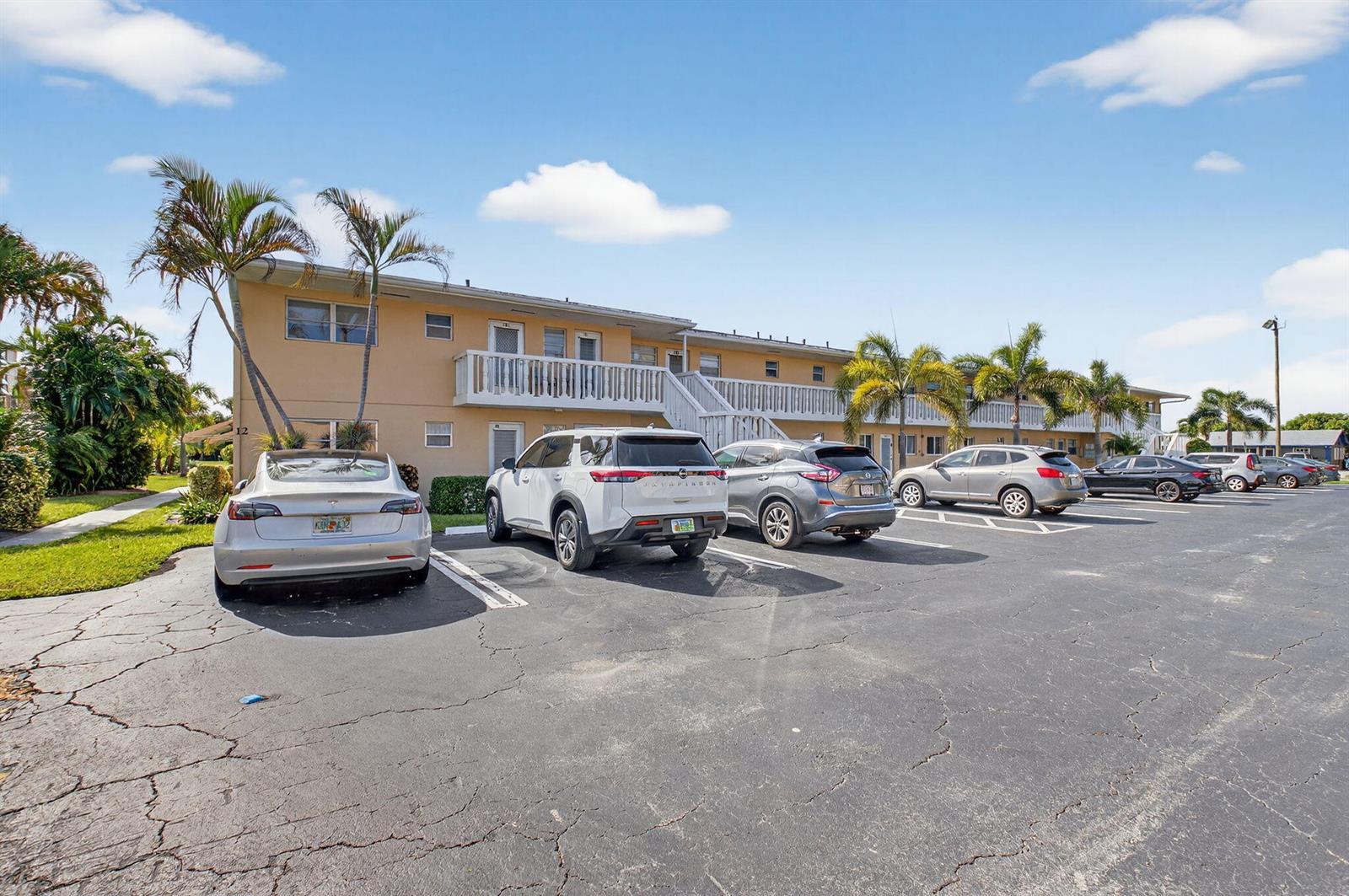 2152 NE 1st Way # 101, Boynton Beach FL 33435 photo 2