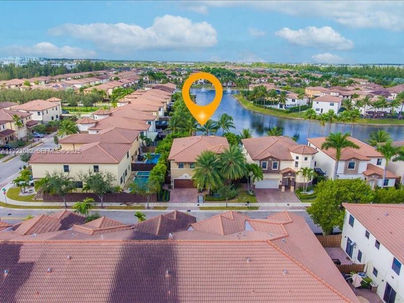 8780 NW 98th Ct, Doral FL 33178 photo 2