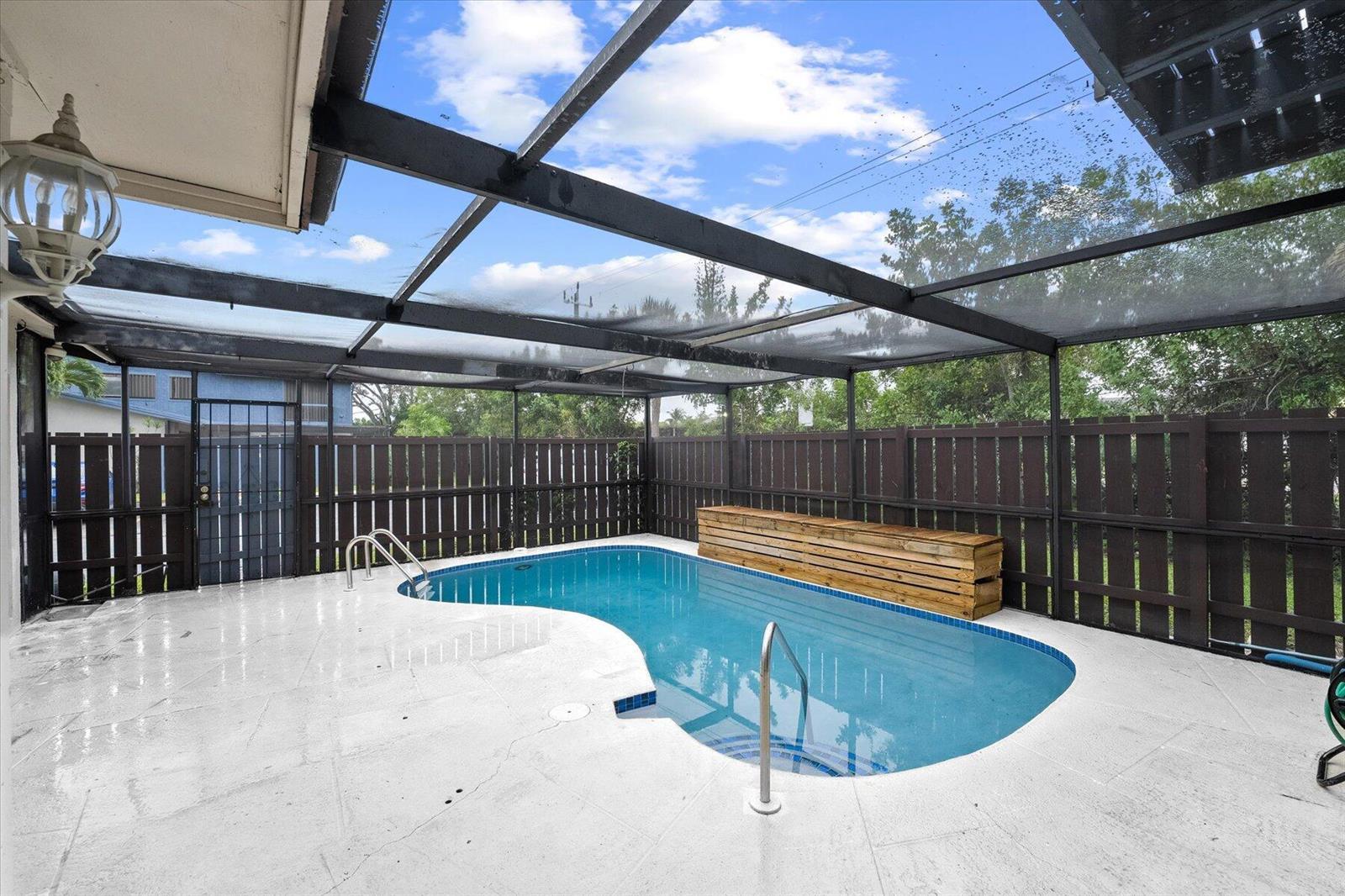4749 Holly Lake Drive, Lake Worth FL 33463 photo 3