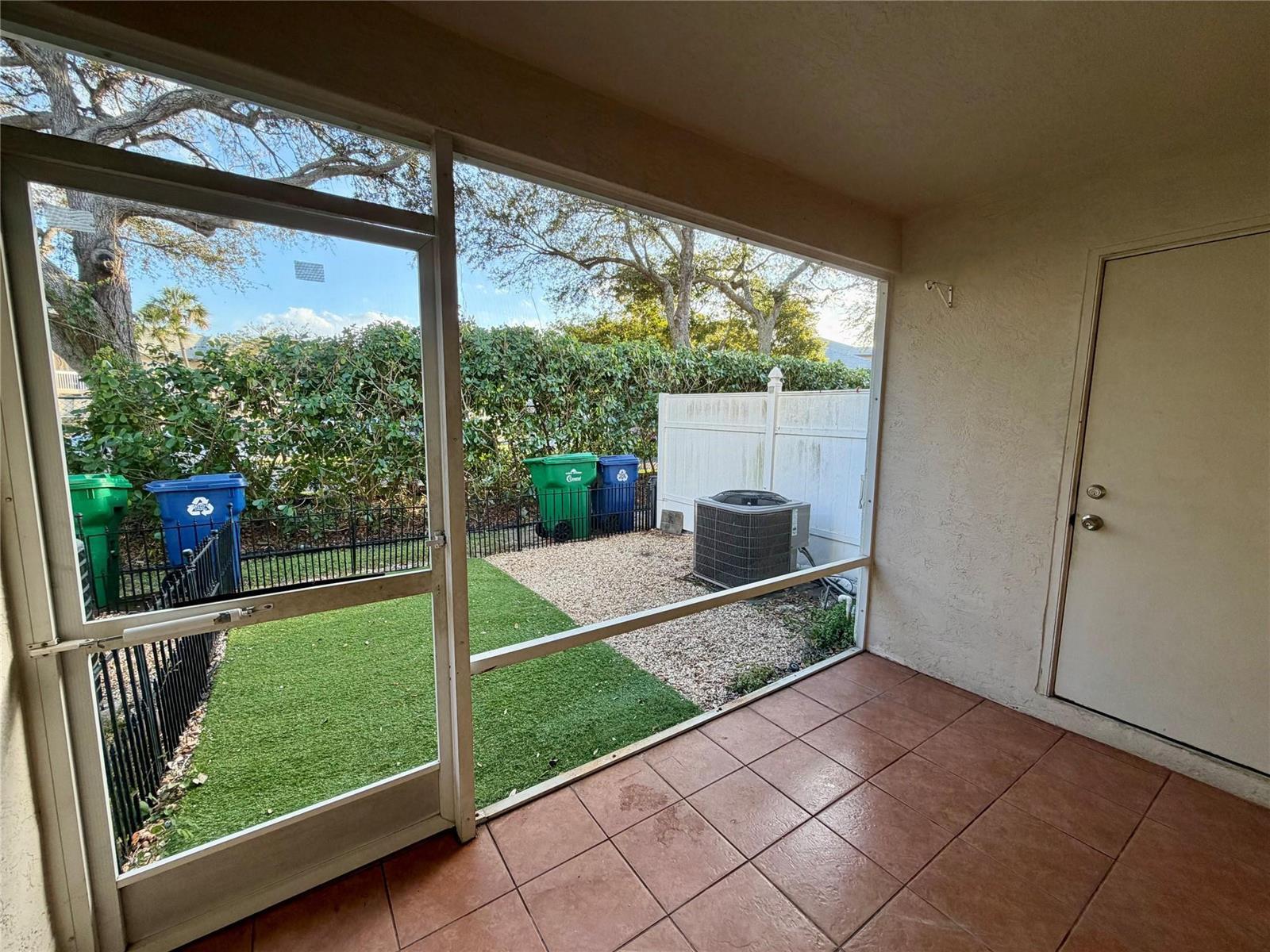 9914 NW 56th Place, Coral Springs FL 33076 photo 5