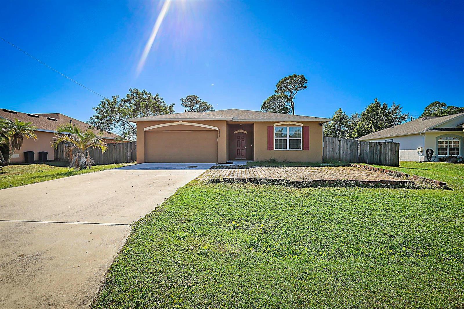 1174 SW Goodman Avenue, Port St. Lucie FL 34953