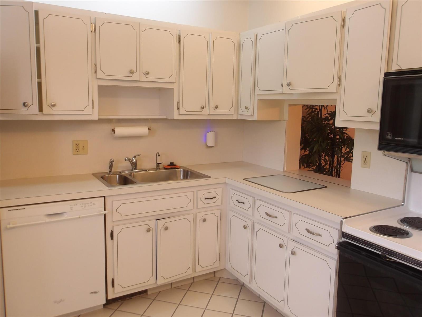 6731 Cypress Road # 309, Plantation FL 33317 photo 2