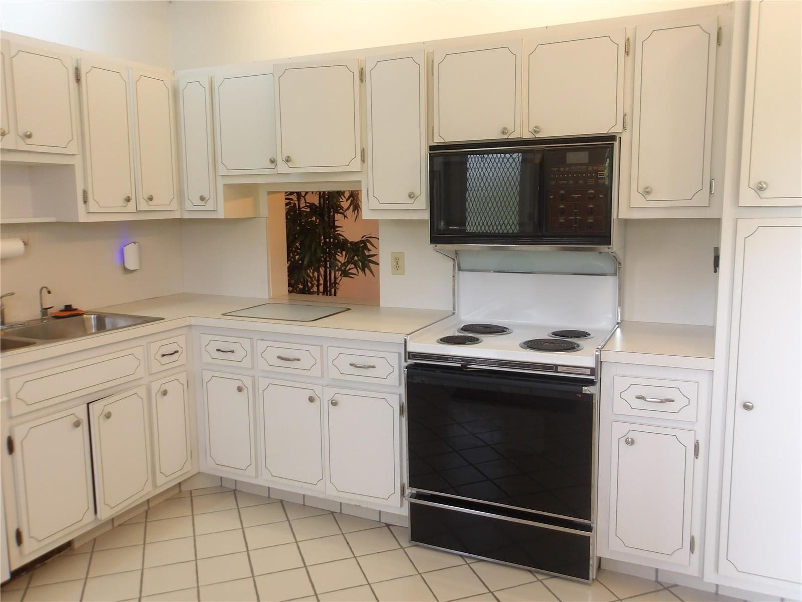 6731 Cypress Road # 309, Plantation FL 33317 photo 3