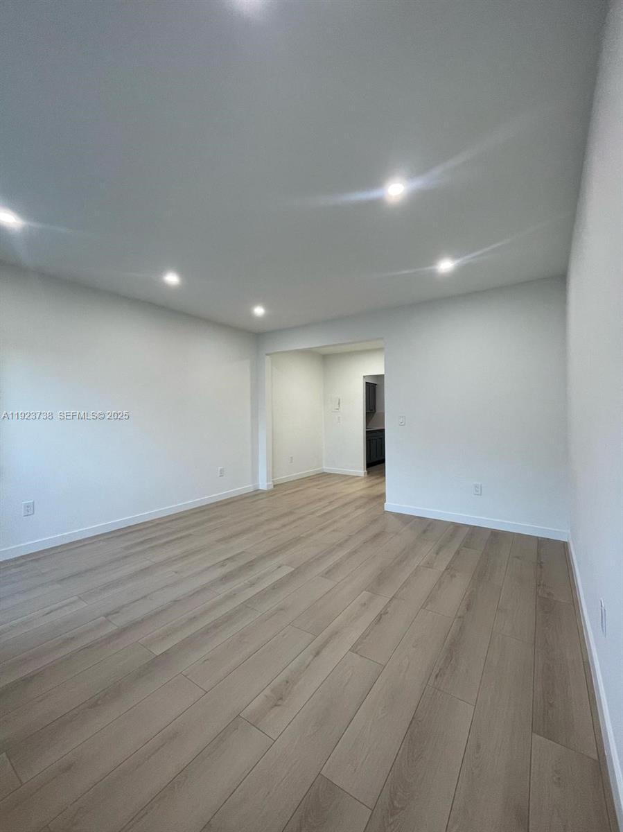 544 Michigan Ave # 10, Miami Beach FL 33139 photo 2