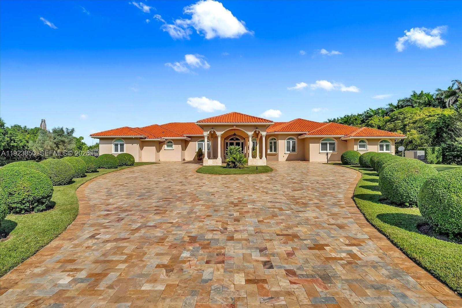 18611 SW 122nd St, Miami FL 33196 photo 2