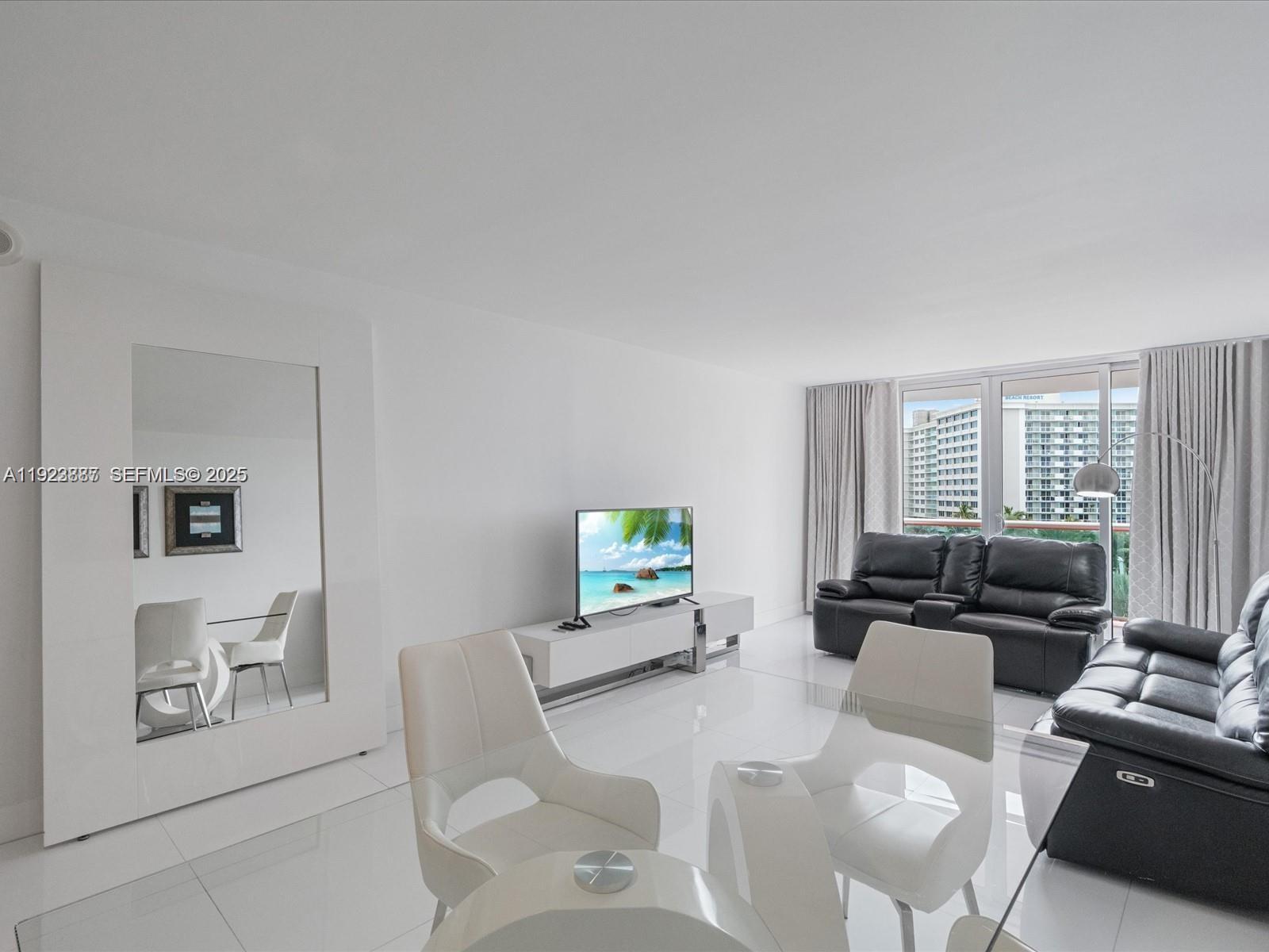 19370 E Collins Ave # 627, Sunny Isles Beach FL 33160 photo 2