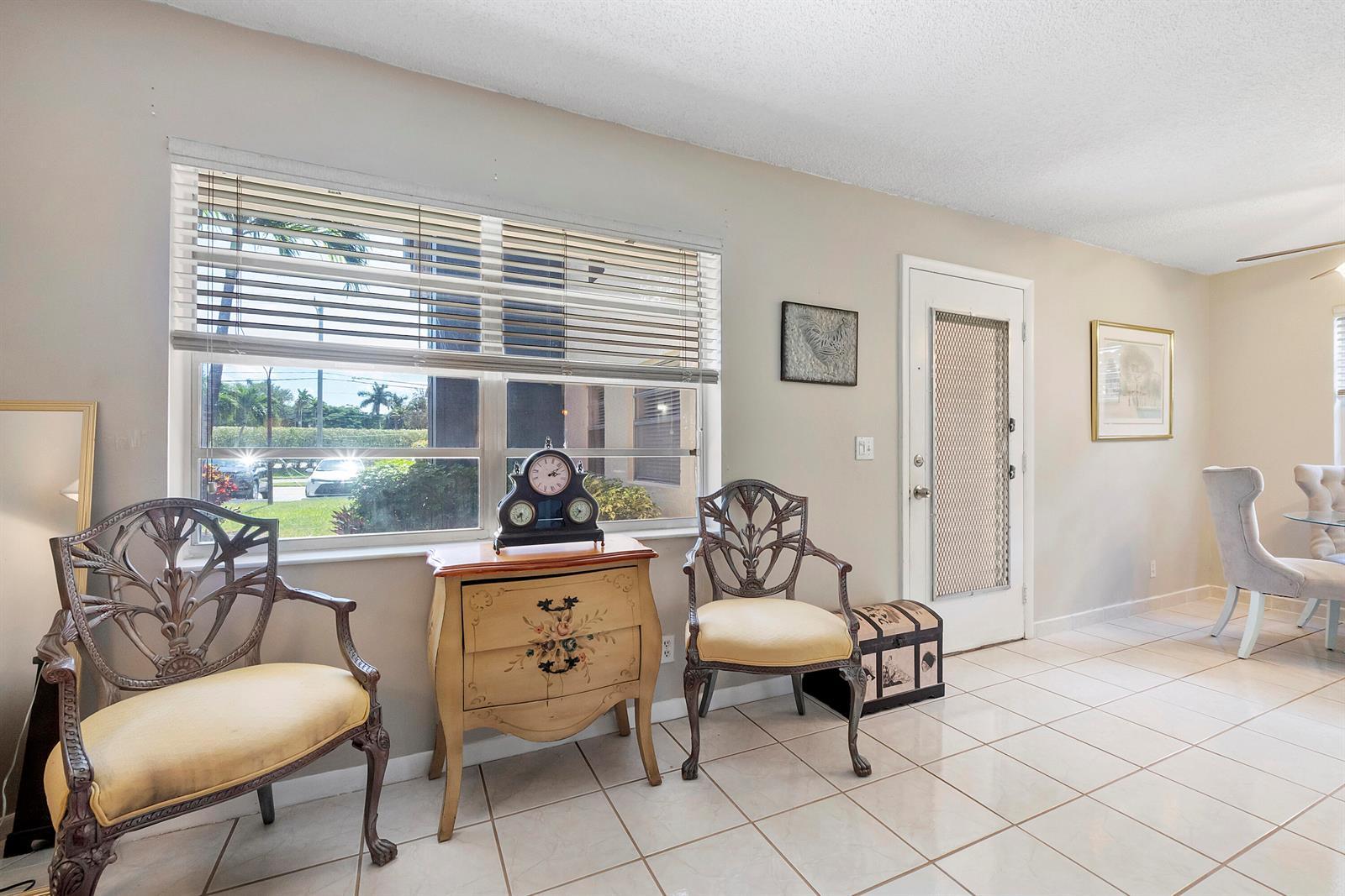 157 Flanders D, Delray Beach FL 33484 photo 5