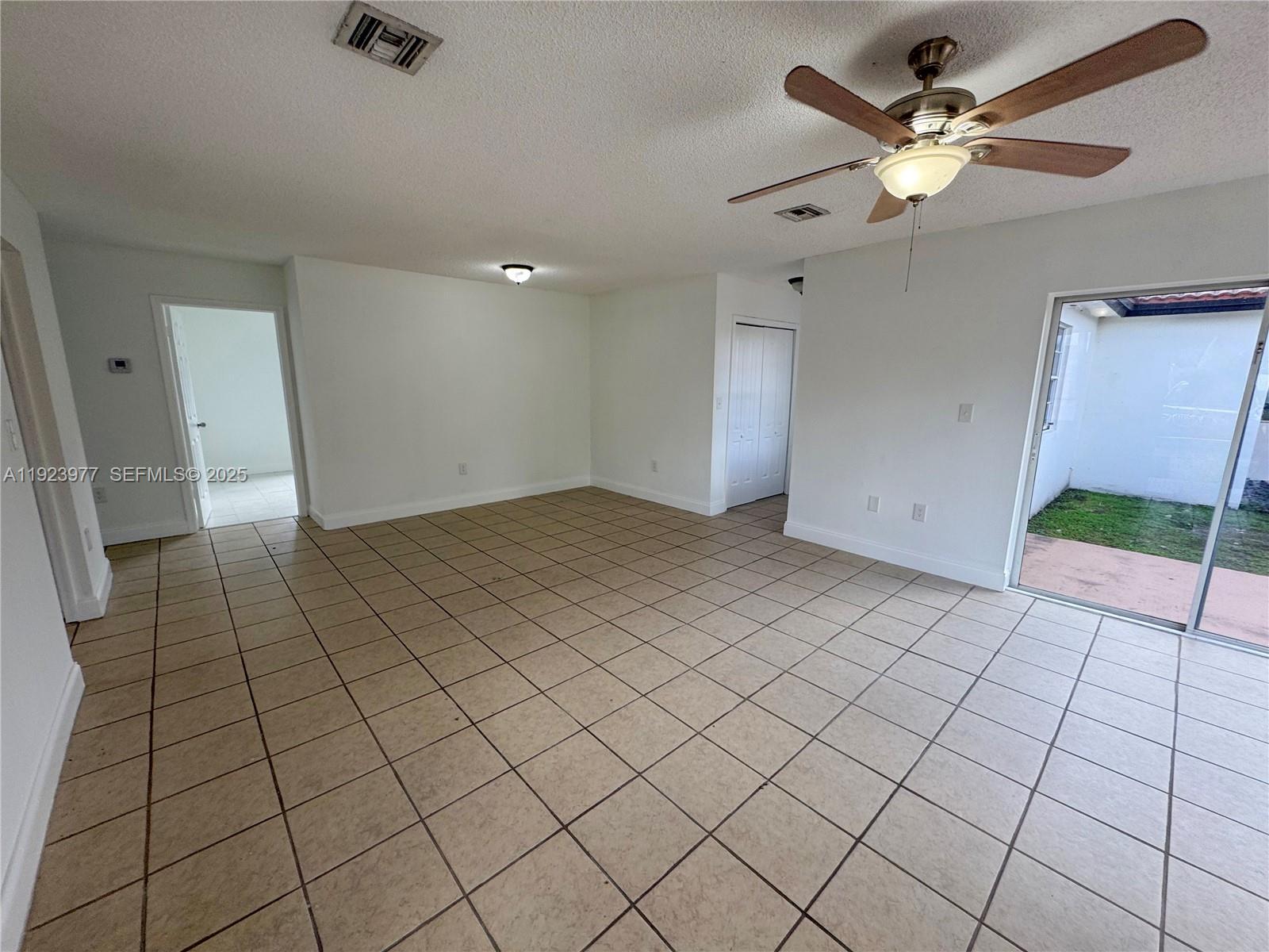 1224 SW 76th Ct, Miami FL 33144 photo 5