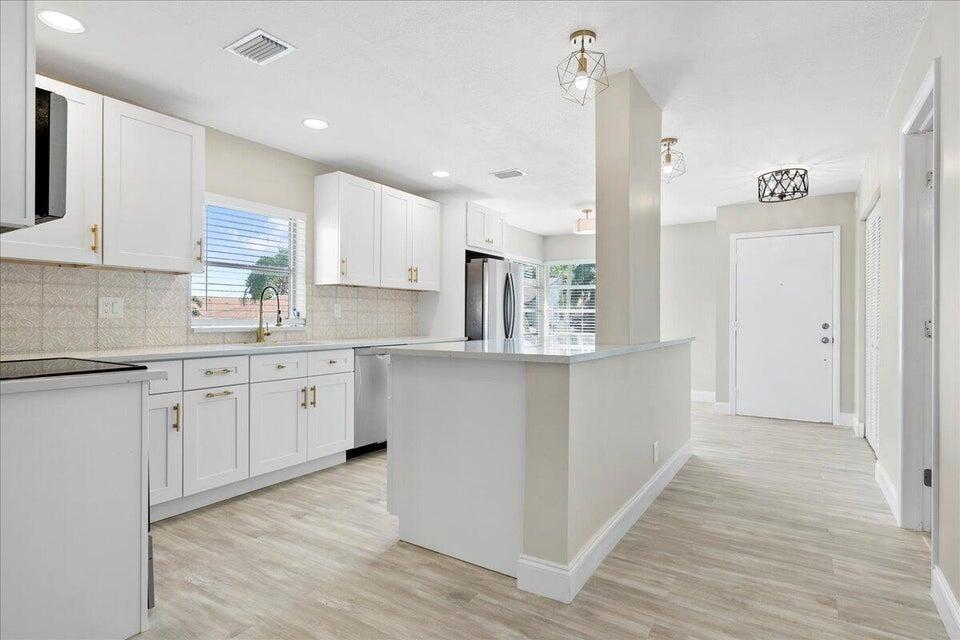 13921 Royal Palm Court # D, Delray Beach FL 33484 photo 5