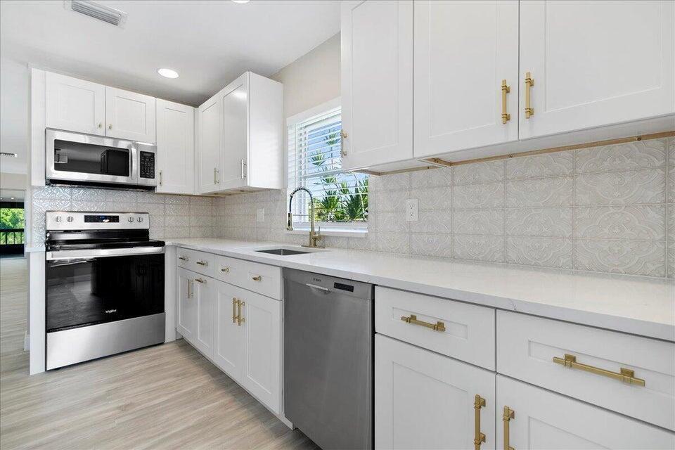 13921 Royal Palm Court # D, Delray Beach FL 33484 photo 4