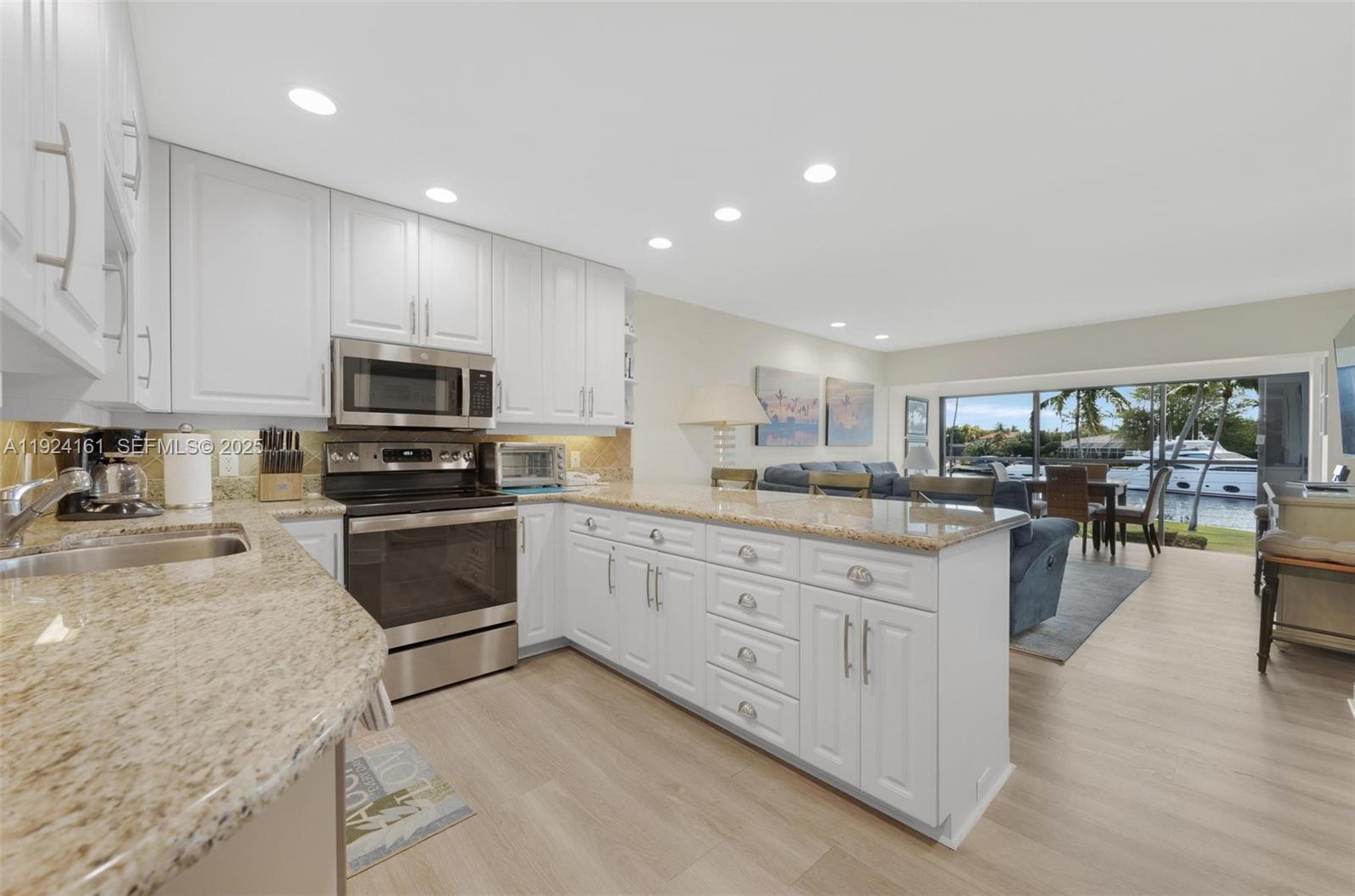 18 Anchor Drive # B, Key Largo FL 33157
