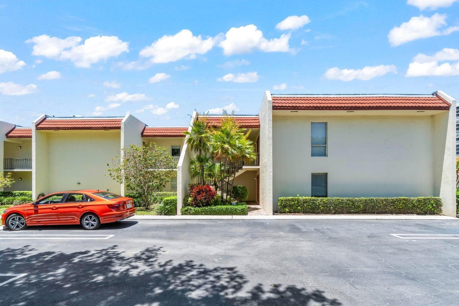 1707 Consulate Place # 202, West Palm Beach FL 33401 photo 2