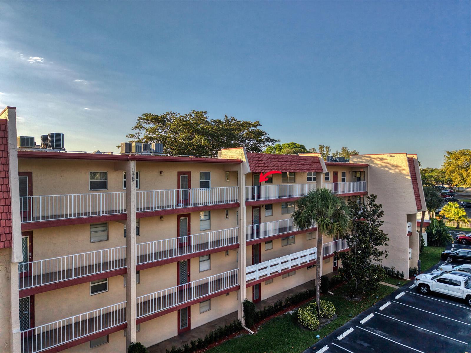 1035 Country Club Drive # 407, Margate FL 33063 photo 3