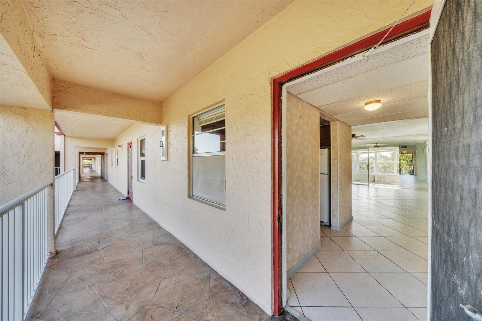 1035 Country Club Drive # 407, Margate FL 33063 photo 4