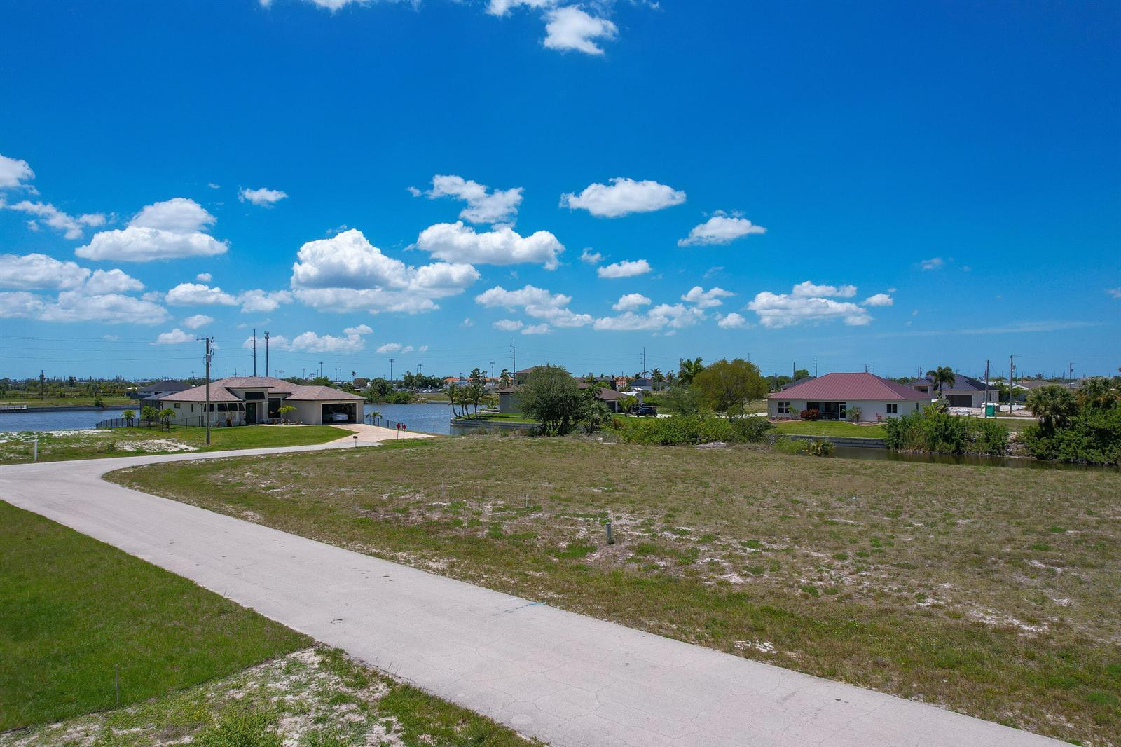 904 NW 12th Avenue, Cape Coral FL 33993