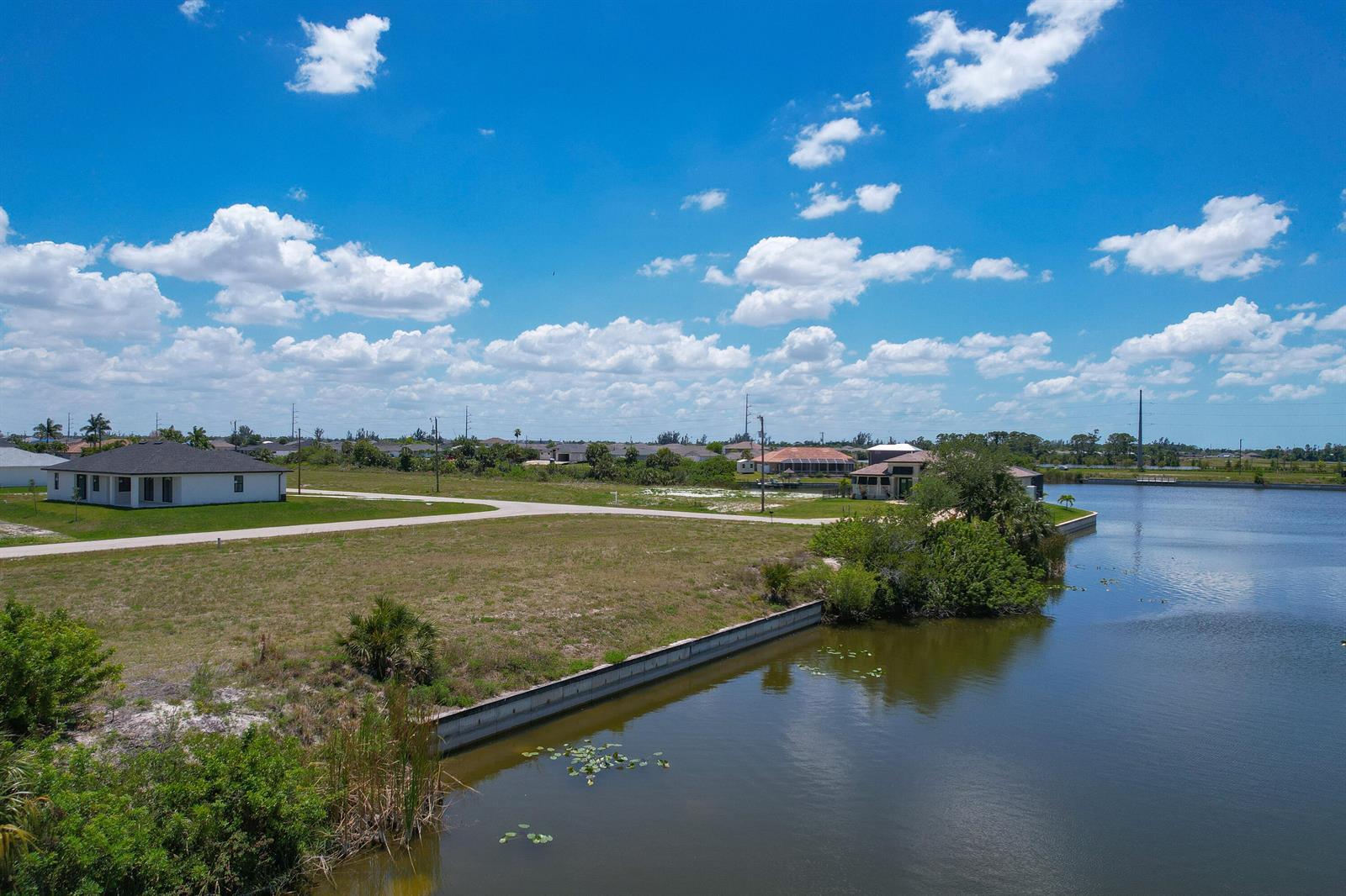 904 NW 12th Avenue, Cape Coral FL 33993 photo 4