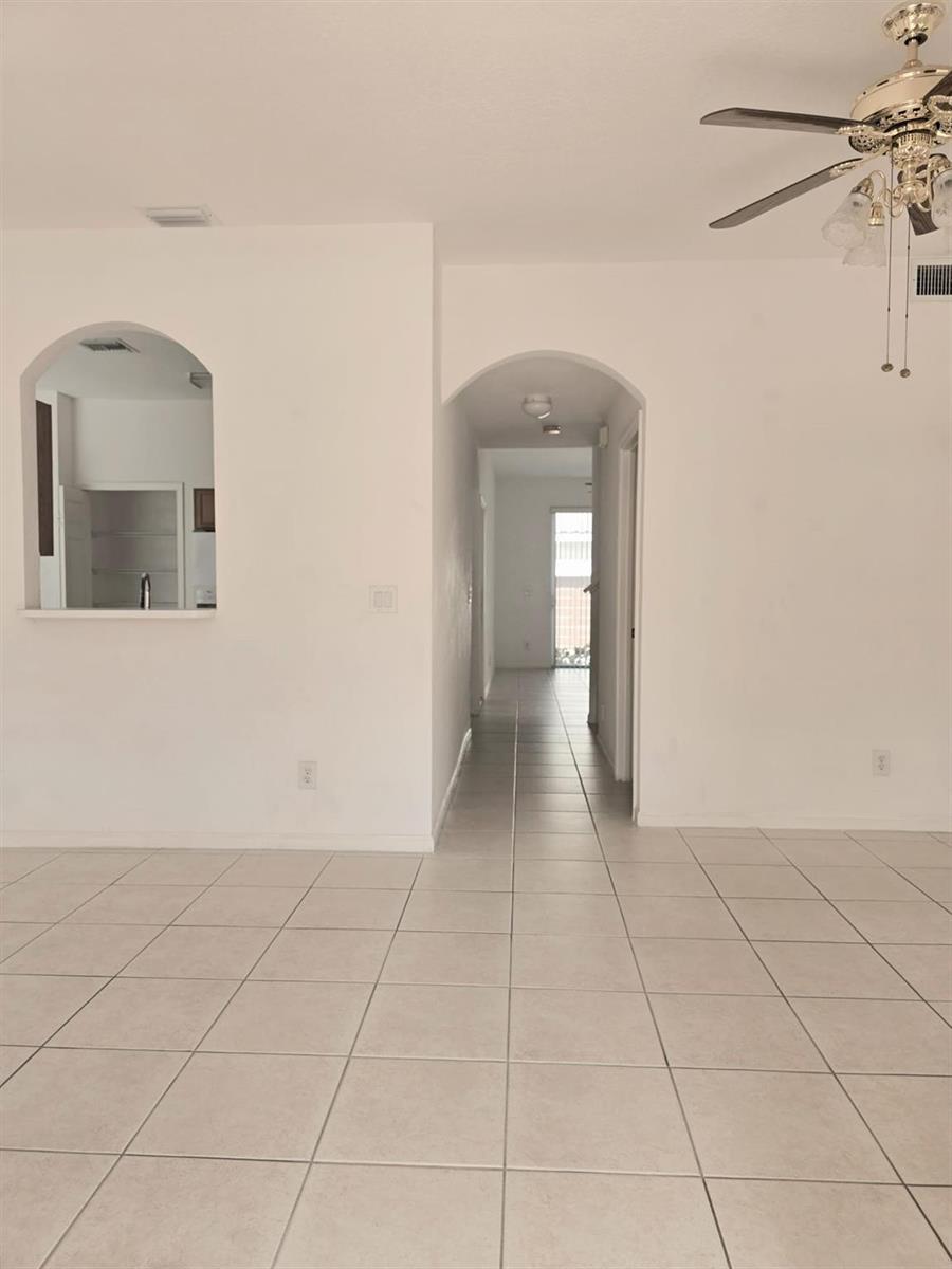 10589 NW 56th Place, Coral Springs FL 33076 photo 5