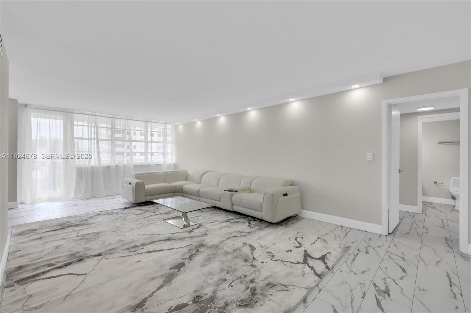 251 174th St # 1415, Sunny Isles Beach FL 33160 photo 3