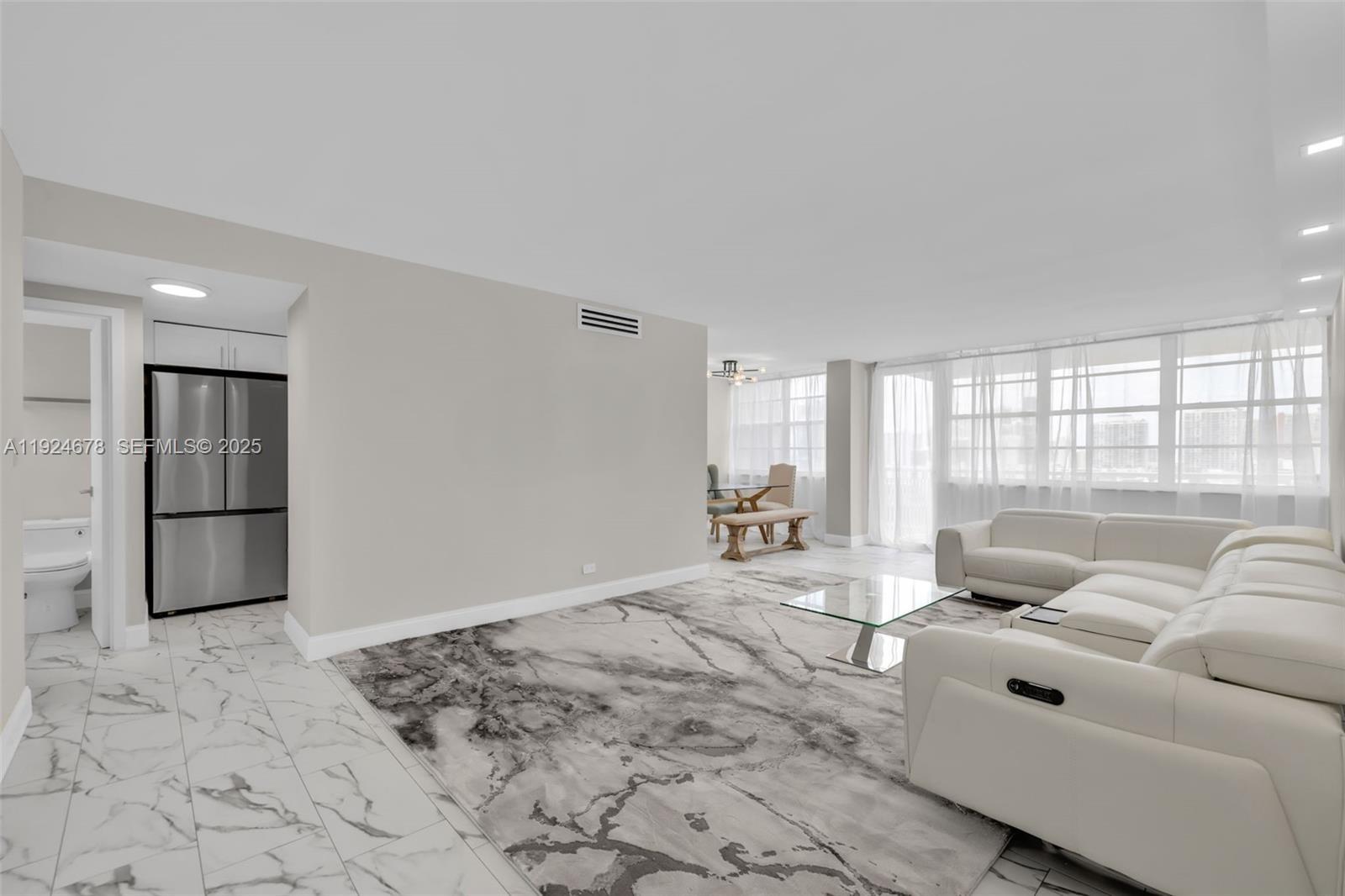 251 174th St # 1415, Sunny Isles Beach FL 33160 photo 5