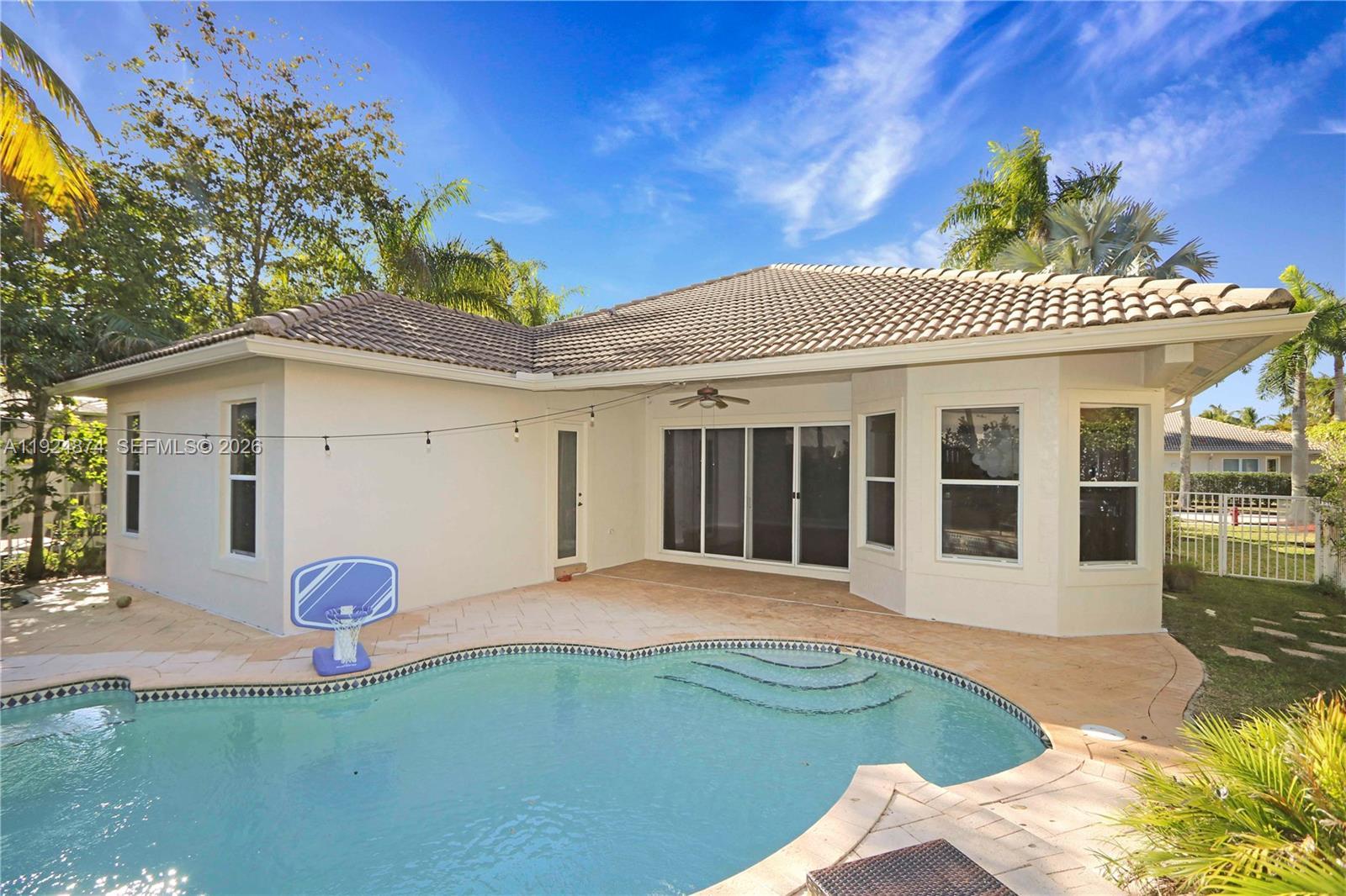 1923 Harbor View Cir # 1923, Weston FL 33327 photo 5