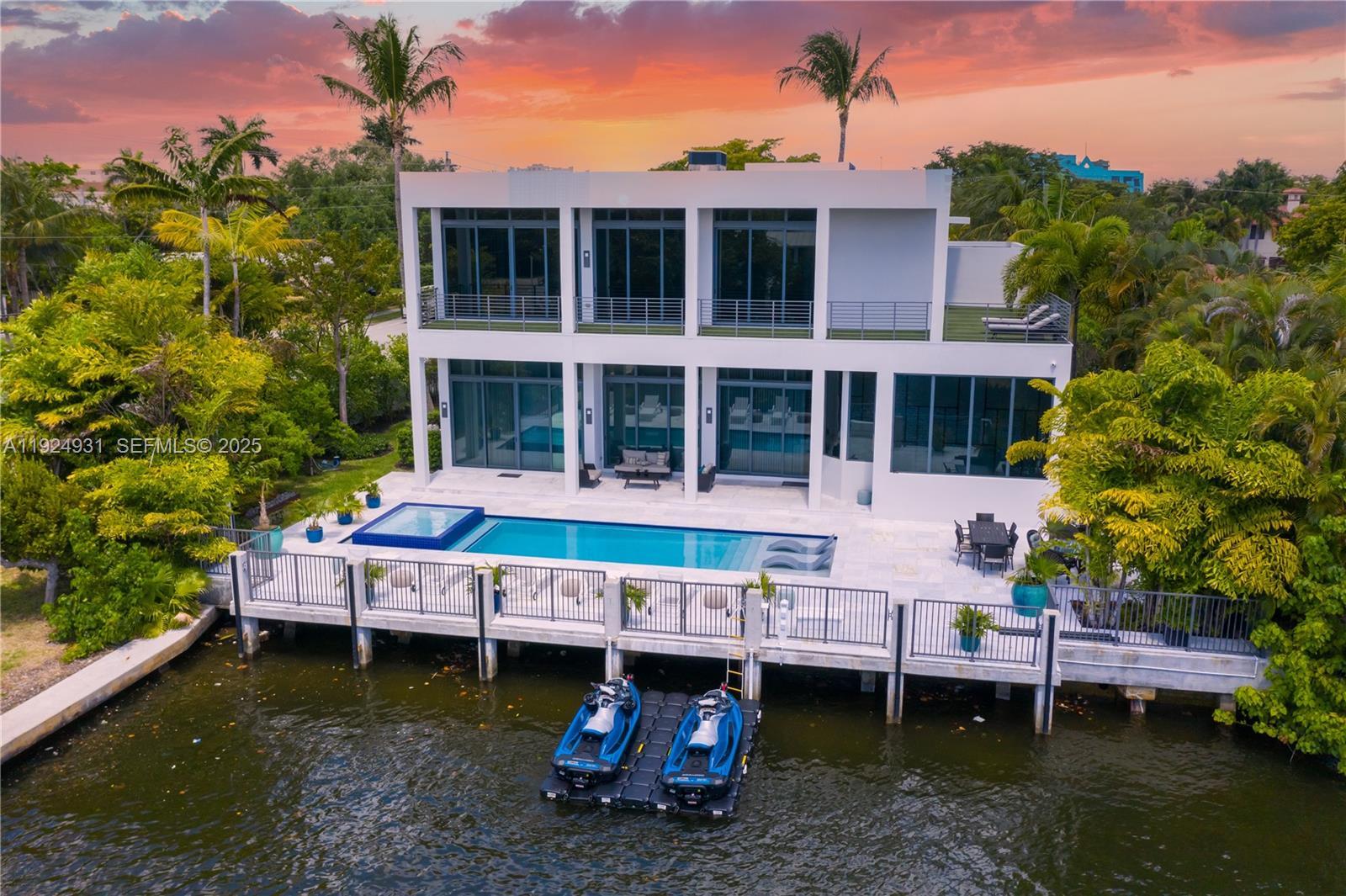 2700 NE 18th St, Fort Lauderdale FL 33305