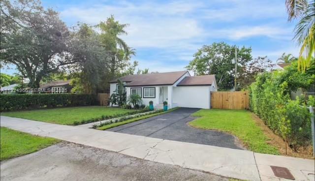 470 NE 110th St, Miami FL 33161 photo 2