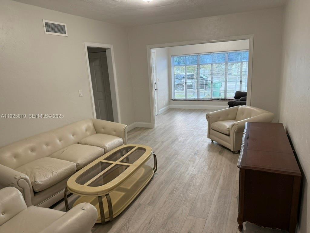 2459 NW 28th Street, Miami FL 33142 photo 5