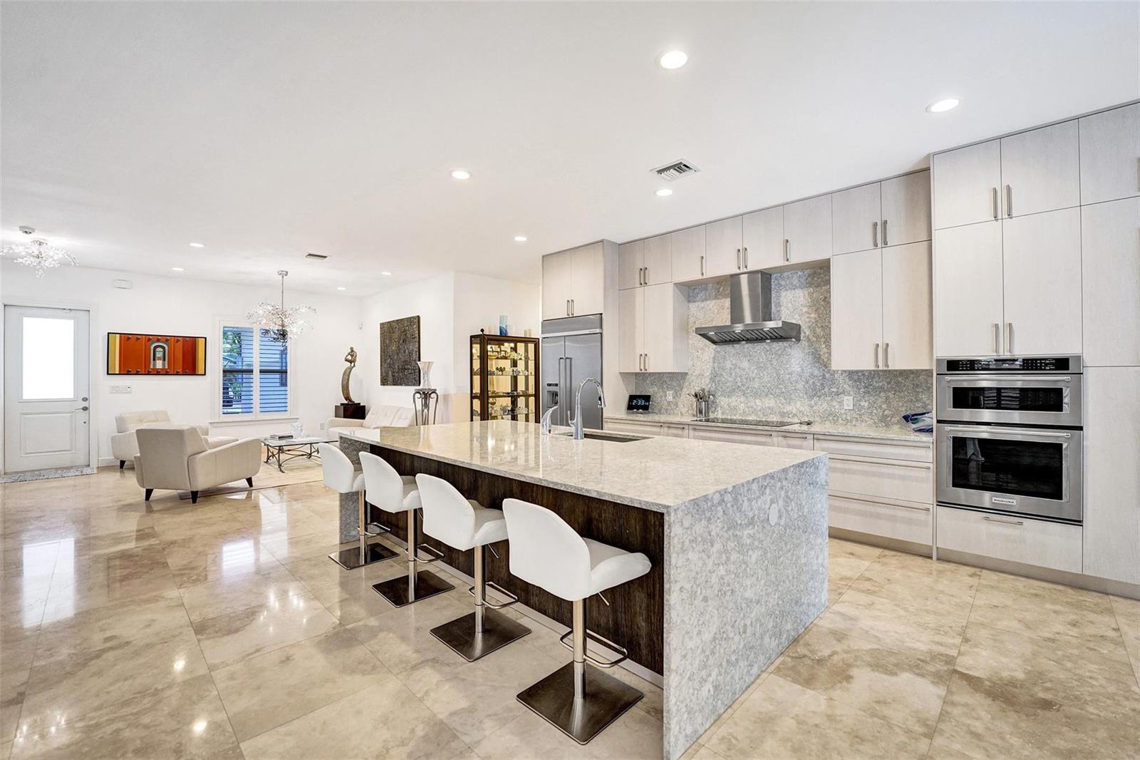 517 NE 11th Avenue, Fort Lauderdale FL 33301 photo 2