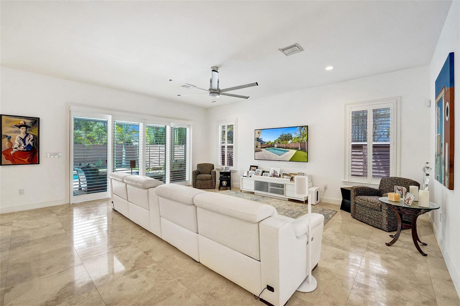517 NE 11th Avenue, Fort Lauderdale FL 33301 photo 3