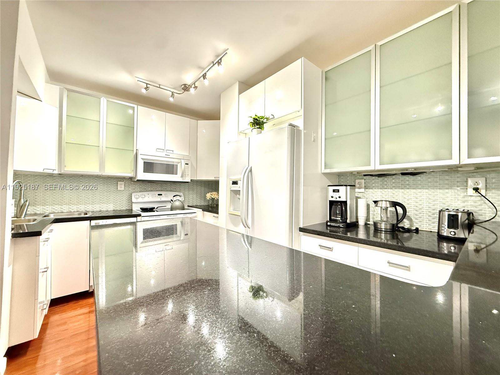 1980 S OCEAN DR # 8N, Hallandale Beach FL 33009 photo 3
