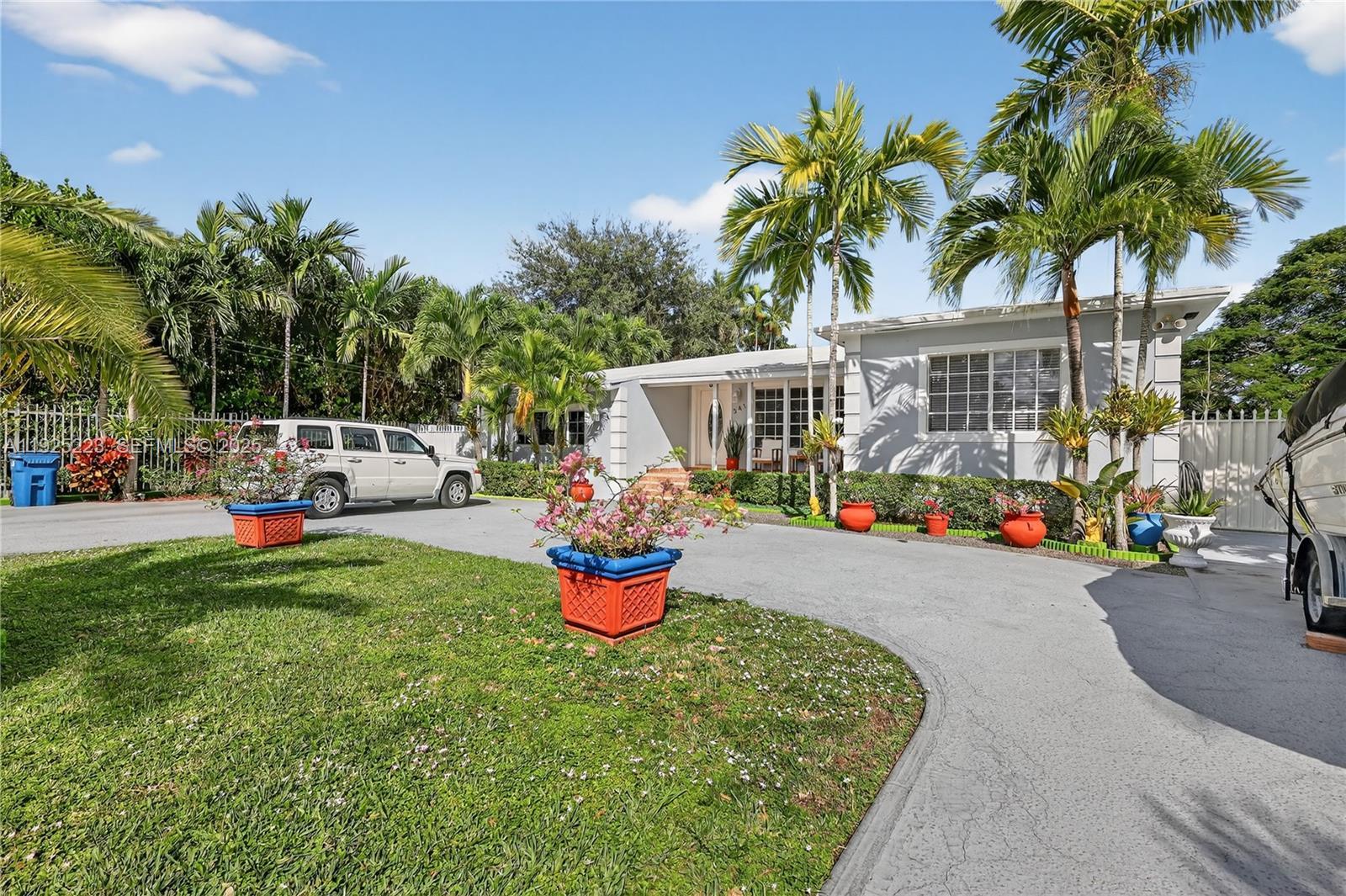 341 S Biscayne River Dr, Miami FL 33169 photo 5