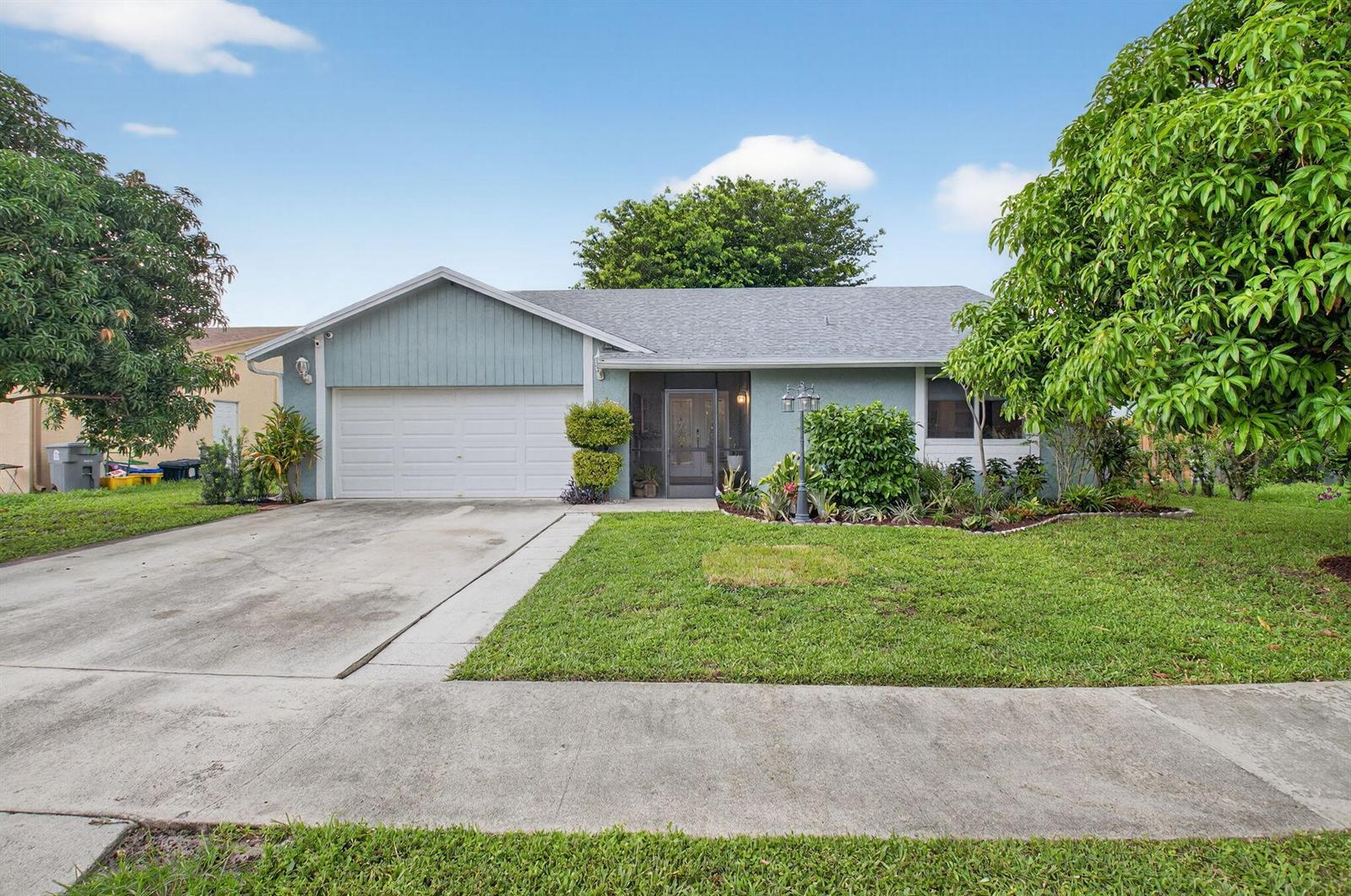 23265 SW 61st Avenue, Boca Raton FL 33428 photo 2