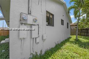 303 NW 7th St # 2, Hallandale Beach FL 33009 photo 4