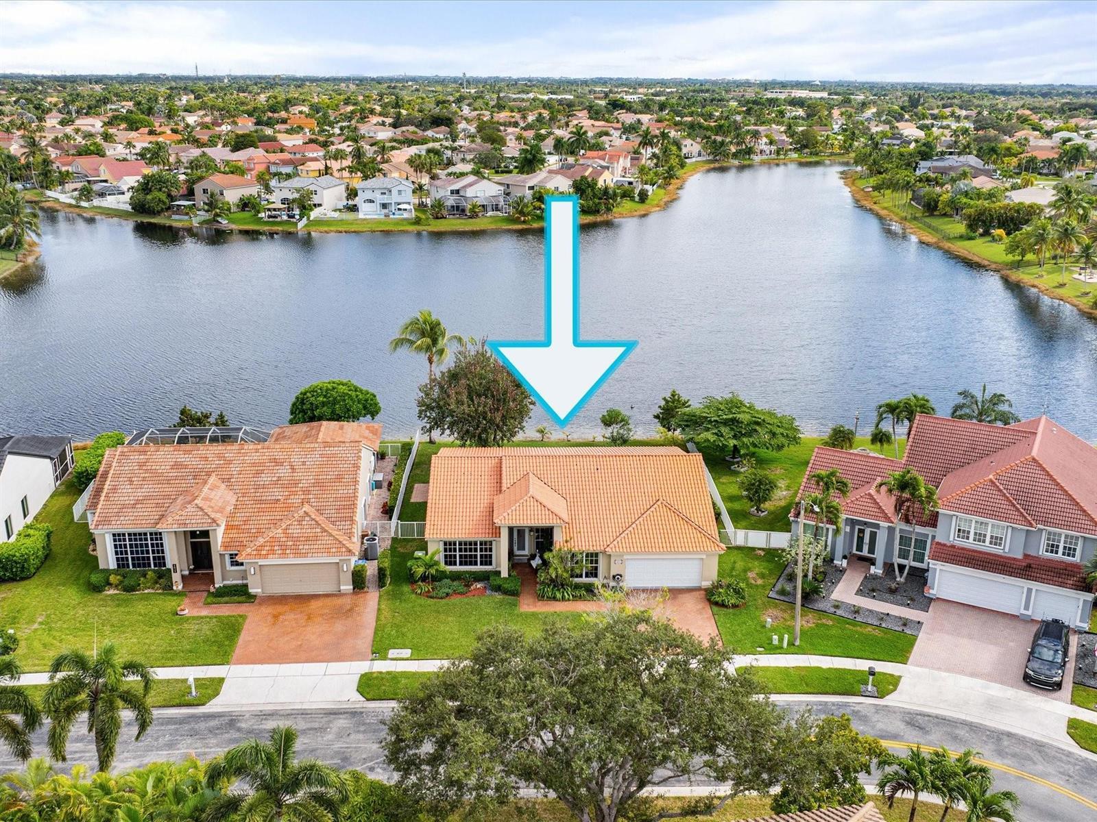 1011 NW 193rd Avenue, Pembroke Pines FL 33029 photo 2