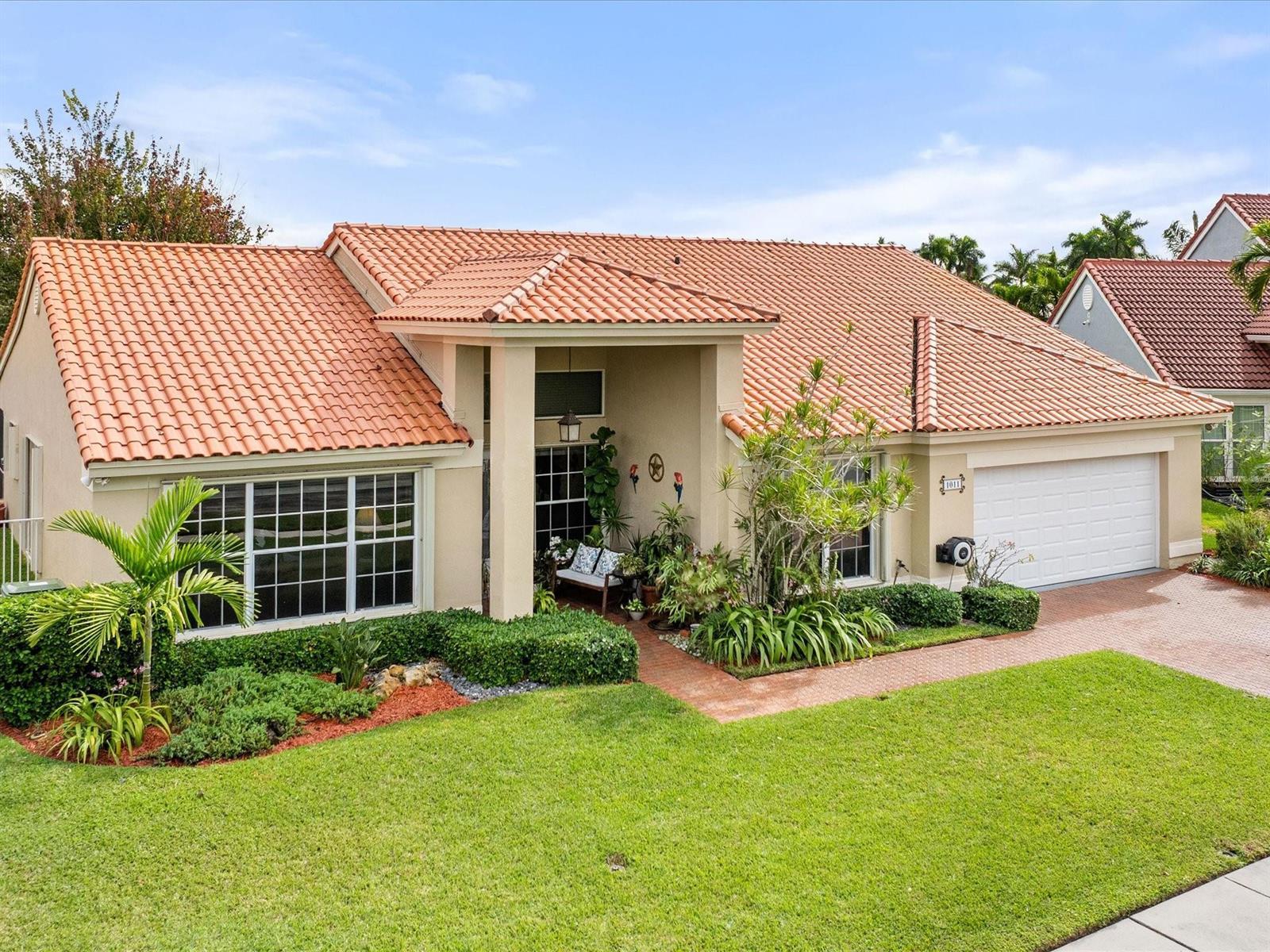 1011 NW 193rd Avenue, Pembroke Pines FL 33029