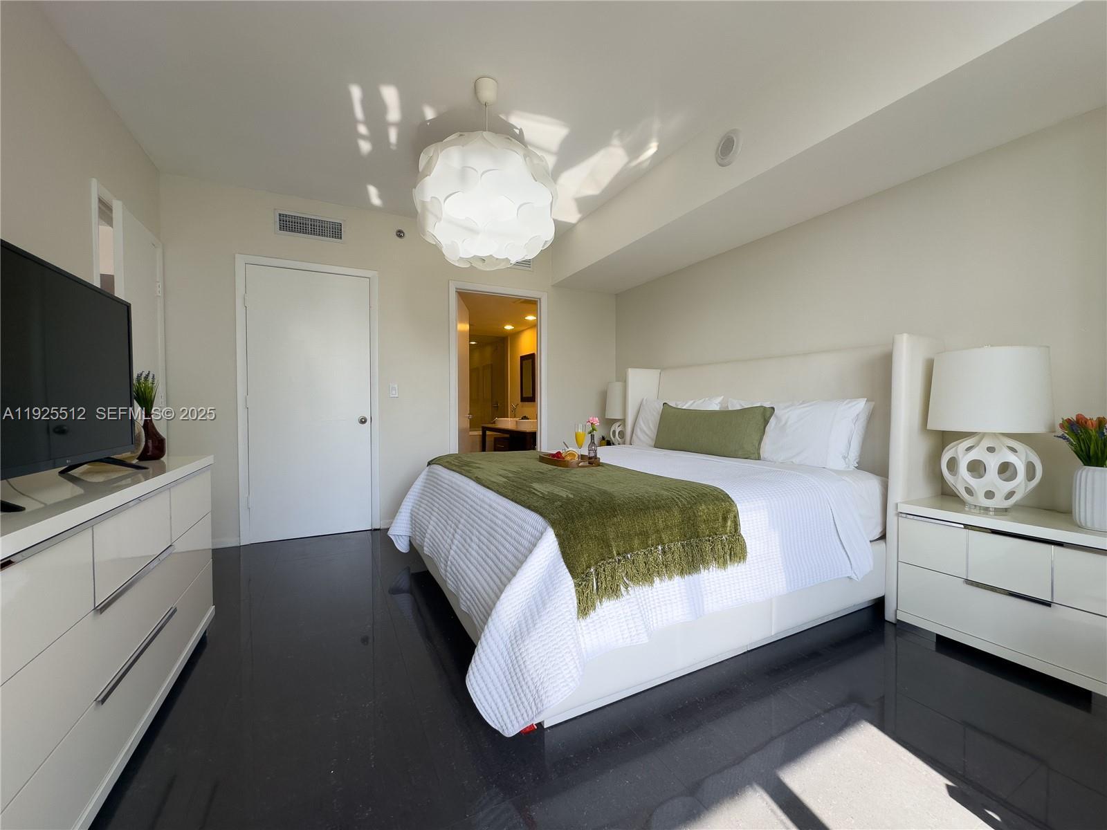 485 Brickell Ave # 3307, Miami FL 33131 photo 5